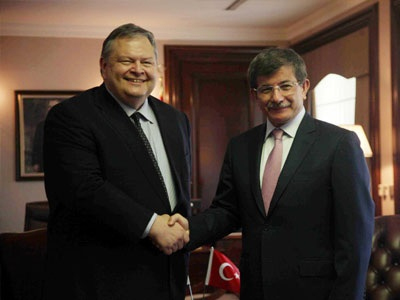 Στην Αθήνα στις 13 Δεκεμβρίου ο Νταβούτογλου